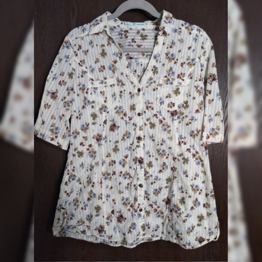 Women's Maurices Button Down Shirt